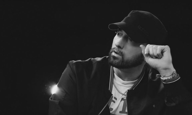 Levantamento revelado pelo NME, crava: Eminem foi quem mais vendeu álbuns em 2018