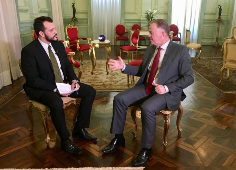 Governador Renato Casagrande concede entrevista ao Tribuna Notícias 2ª Edição
