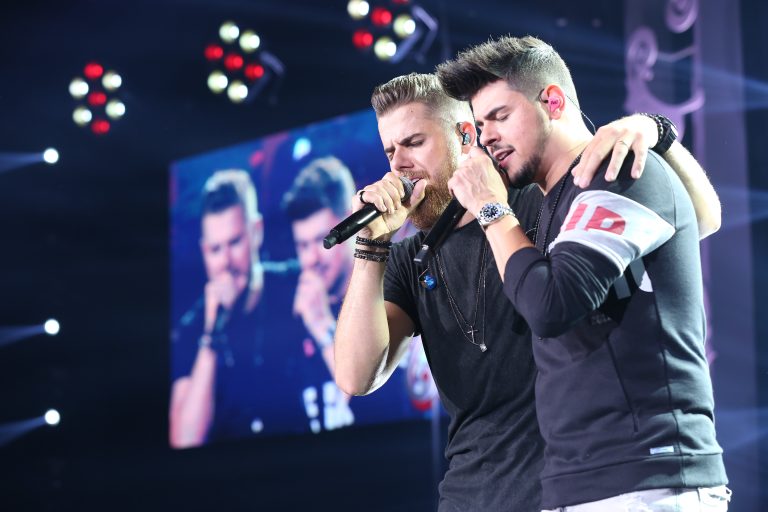 Dupla sertaneja Zé Neto e Cristiano lança 2º álbum acústico