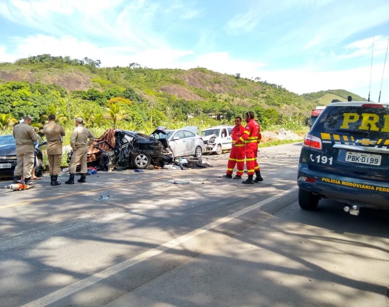 Acidente com morte deixa BR-101 interditada