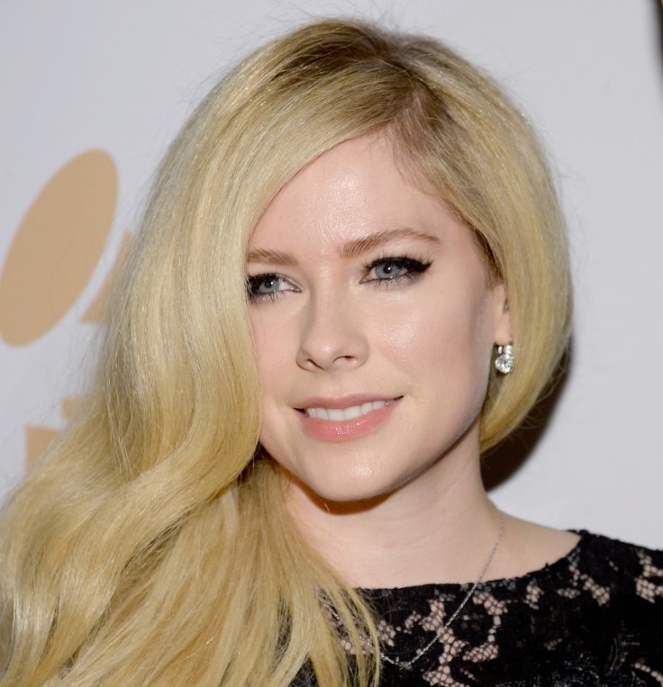 Depois de seis anos afastada, Avril Lavigne revela partes de novas canções, ouça aqui: