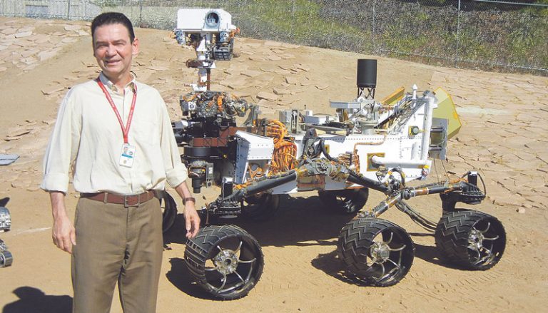 De aluno em escola pública em Minas a cientista da Nasa