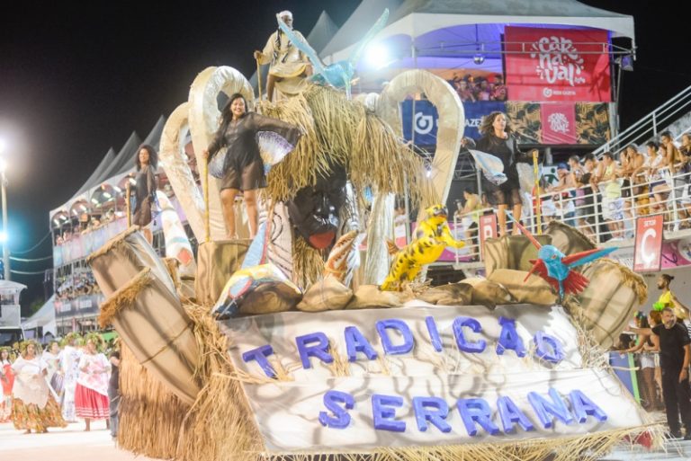 Grupo A: confira como foi o desfile da Tradição Serrana no Carnaval de Vitória