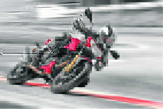 Apache RTR 200 chega por R$ 12.490