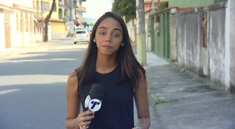 Bandidos pagam por lanche e anunciam assalto na Serra