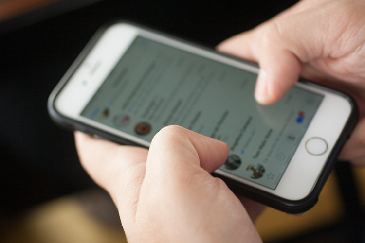WhatsApp, Facebook e Instagram têm apagão global e saem do ar neste domingo