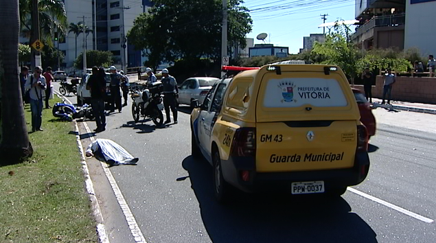 Motociclista morre na av. Beira Mar, em Vitória