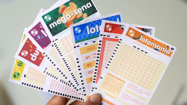Mega-Sena acumula e pode pagar R$ 55 milhões no sábado