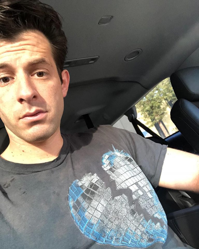 Mark Ronson faz ‘balada triste’ após sucesso com cantoras pop