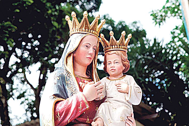 Viva Nossa Senhora da Saúde!