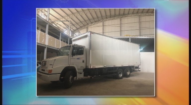 Bandido tenta extorquir dono de caminhão roubado