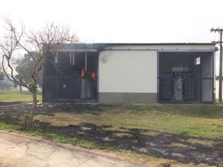 Perícia do Corpo de Bombeiros vai apontar as causas do incêndio na Ufes