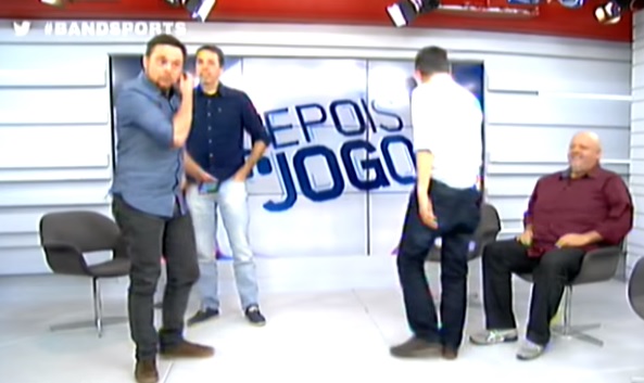 Apresentador abandona programa ao vivo ao saber de nascimento do filho