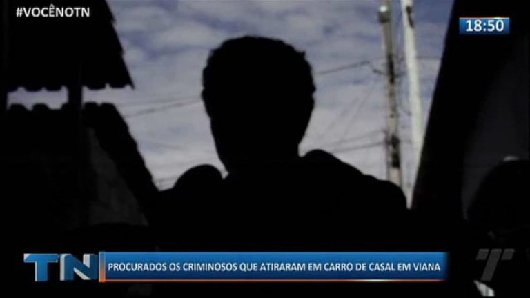 Procurados os criminosos que atiraram em carro de casal em Viana
