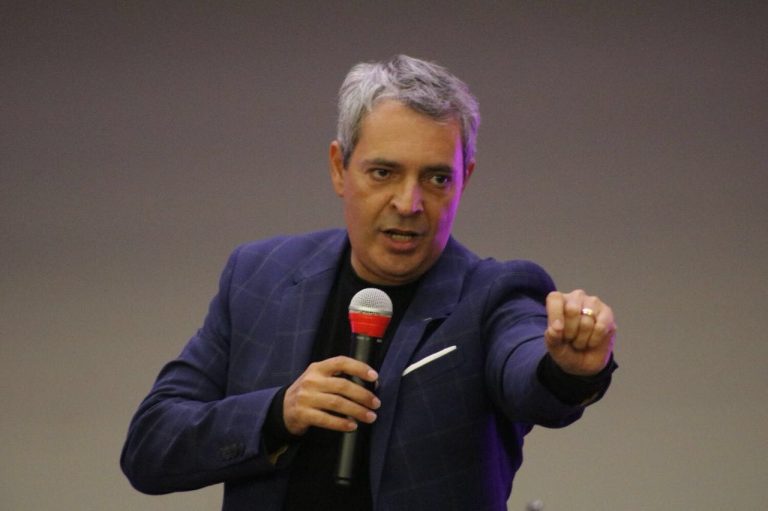 Cura espiritual para as famílias em Castelo