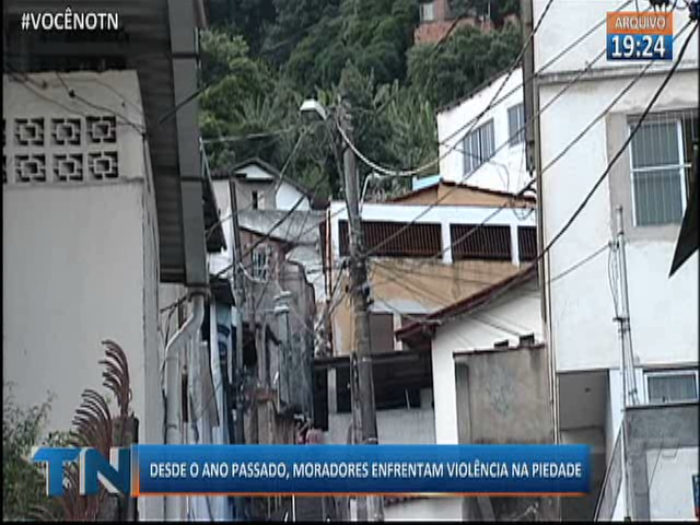 Casas incendiadas em ataque criminoso são interditadas pela Defesa Civil na Piedade