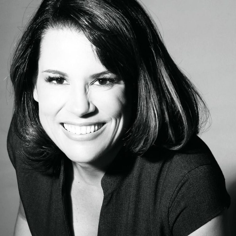 Relacionamento abusivo e liberdade sexual são temas de novo livro de Rosana Braga