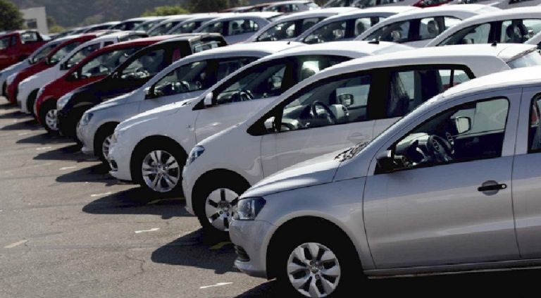 Venda de carros sobe 12% no 1º semestre