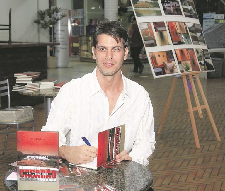 Livro sobre o Orfanato Cristo Rei