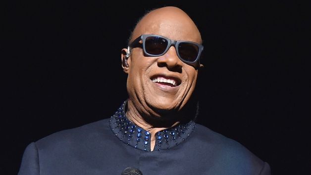 Genial Stevie Wonder anunciou que será submetido a transplante renal em setembro