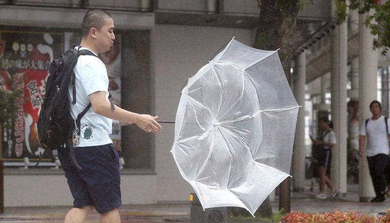 Marinha alerta para ventos de até 74km/h em Vitória
