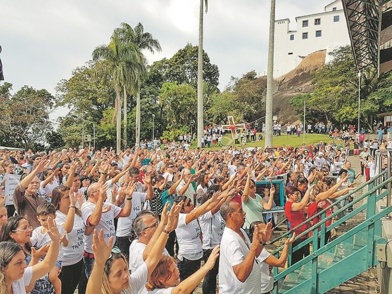 Missa para vítimas do trânsito