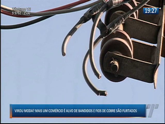 Mais um comércio é alvo de bandidos e fios de cobre são furtados