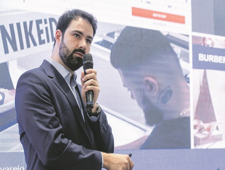 Físico e digital em convergência