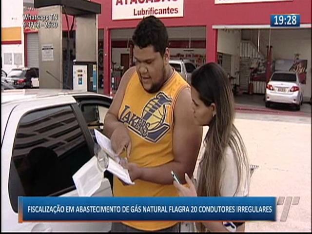 Fiscalização em abastecimento de gás natural flagra 20 condutores irregulares