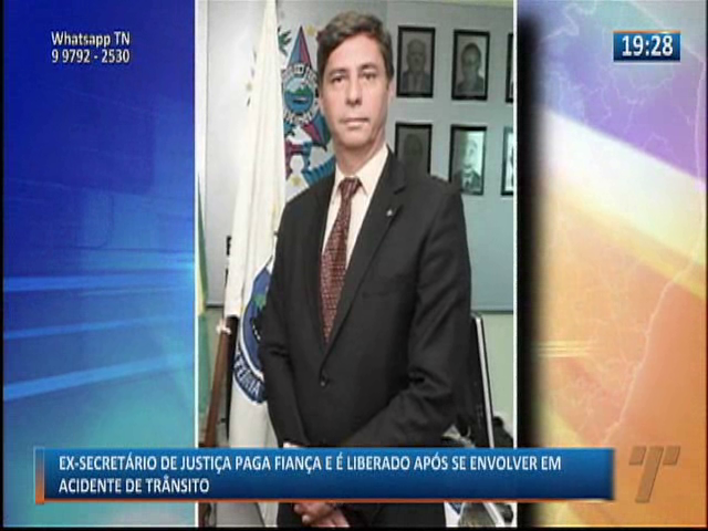 Ex-secretário de Justiça paga fiança e é liberado após se envolver em acidente de trânsito