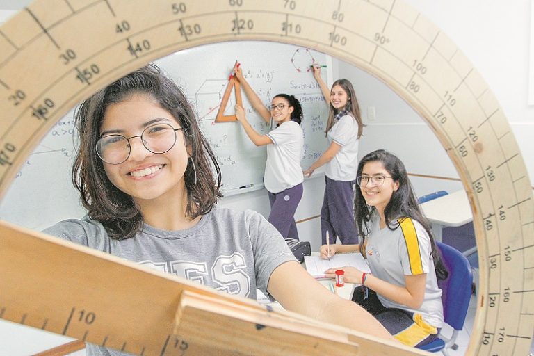 Garotas capixabas na elite da Matemática