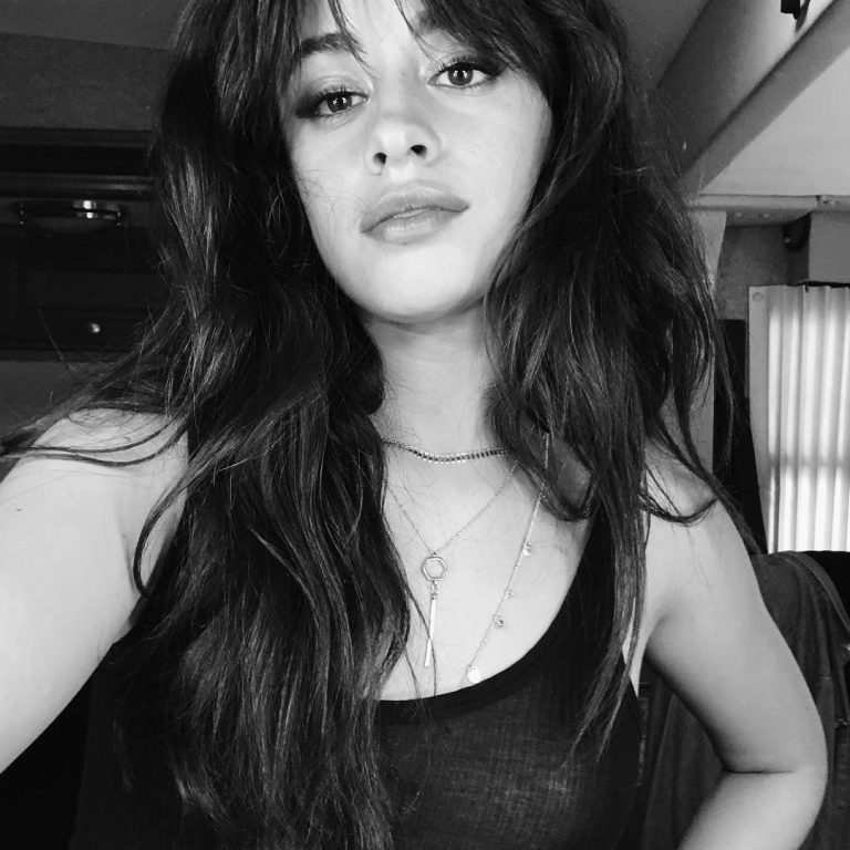 Camila Cabello divulga clipe de ‘Liar’