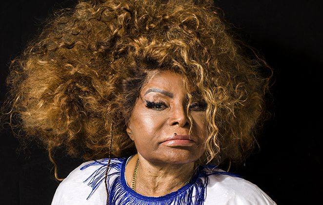 Disponível em todas as plataformas ‘Planeta fome’ novo disco de Elza Soares