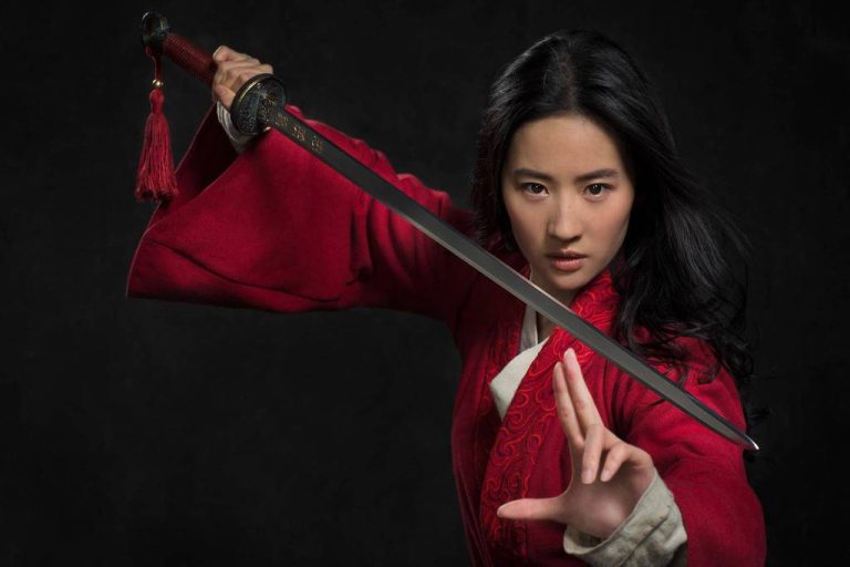 Live-action de Mulan terá energia totalmente feminina e será diferente da animação, diz ator