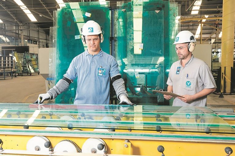 Grandes empresas oferecem vagas para diferentes níveis
