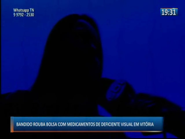 Bandido rouba bolsa com medicamentos de deficiente visual em Vitória