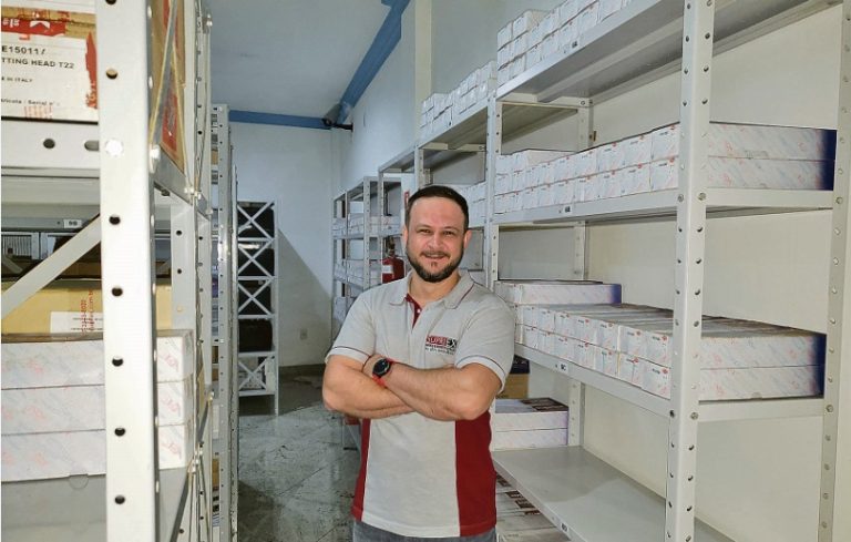 Loja de ferramentas manuais em Viana
