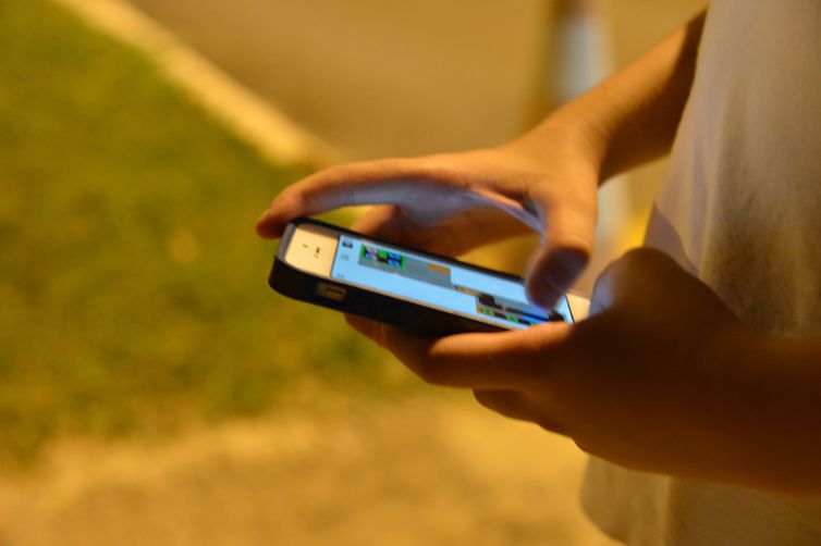 Nobel de Química é de três cientistas que criaram bateria para celular