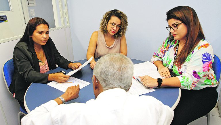 Serviços gratuitos à comunidade