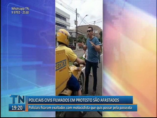 Policiais civis filmados em protesto são afastados