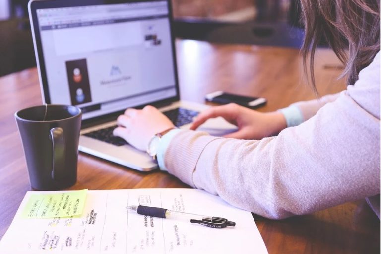Seis erros de quem estuda online
