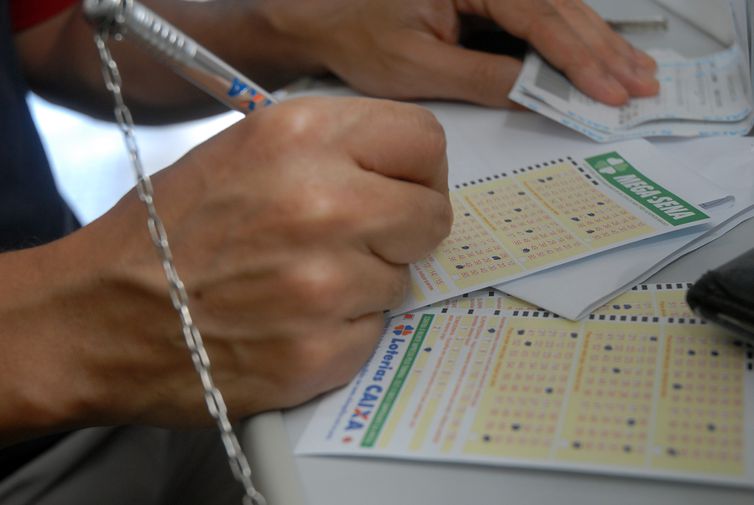 Prêmio de R$ 61,4 milhões da Mega-Sena sai para uma única aposta