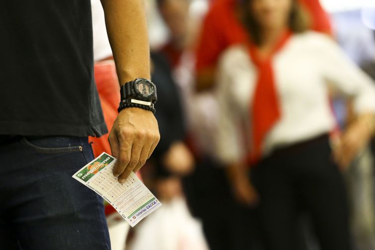 Caixa começa a receber apostas para a Mega da Virada
