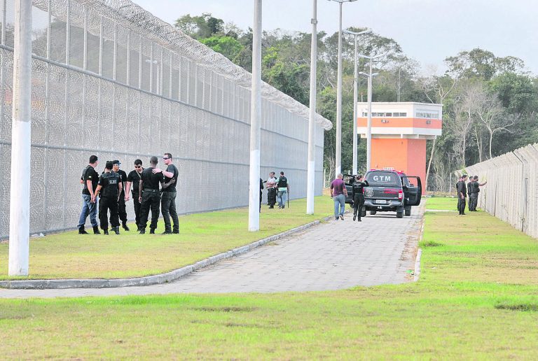 Cem vagas de nível médio no Estado para ganhar R$ 3 mil