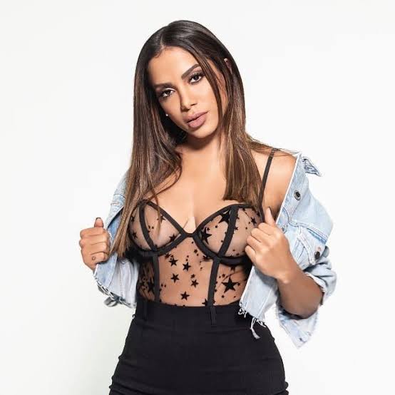 Furacão Anitta estaria escalada para a próxima edição do festival Coachella