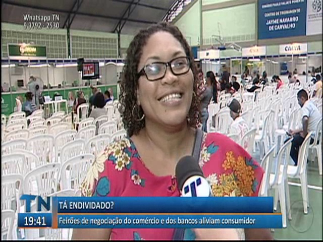 Feirões de negociação do comércio e dos bancos aliviam consumidor