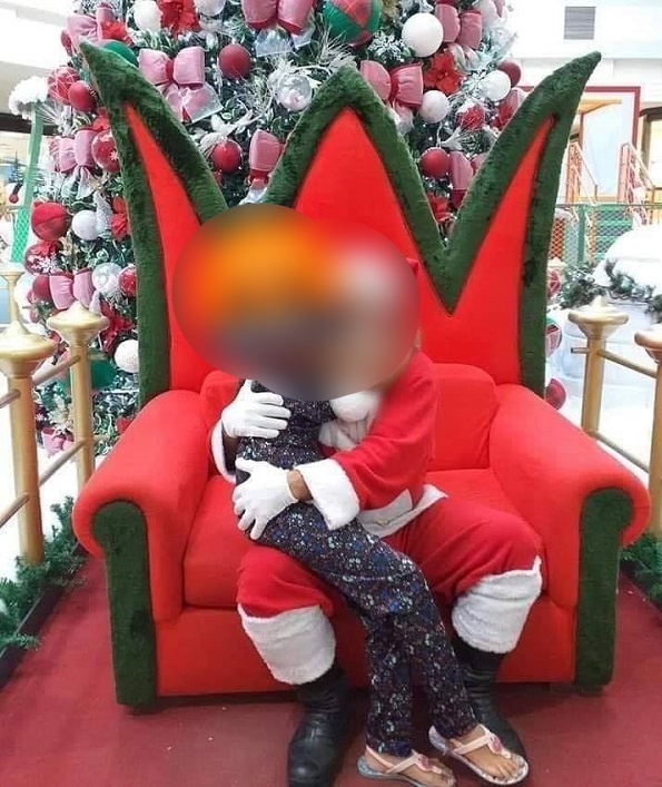 Mãe denuncia Papai Noel por abuso sexual em shopping: “Não queria largar minha filha”