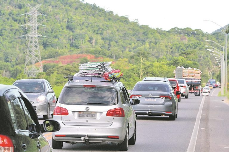 Mais 300 mil veículos nas estradas a partir desta sexta-feira