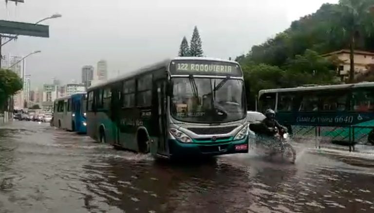 Instituto emite alerta de acumulado de chuva para o Estado nesta segunda