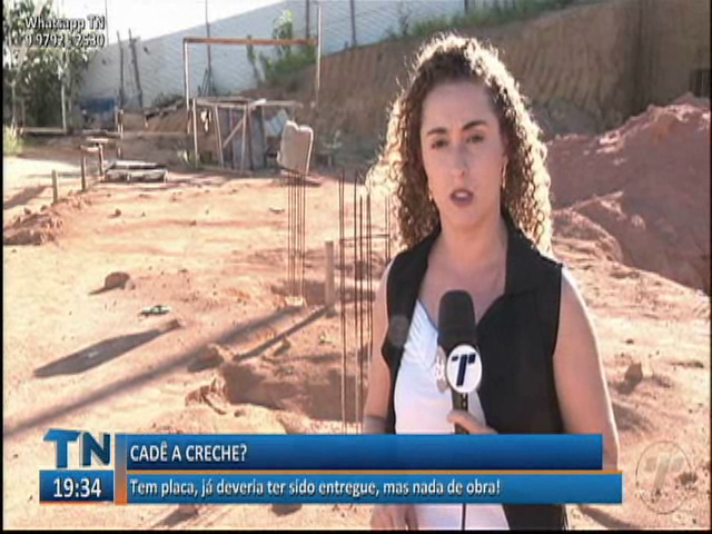 Moradores cobram creche que deveria estar pronta e custou 3 milhões de reais